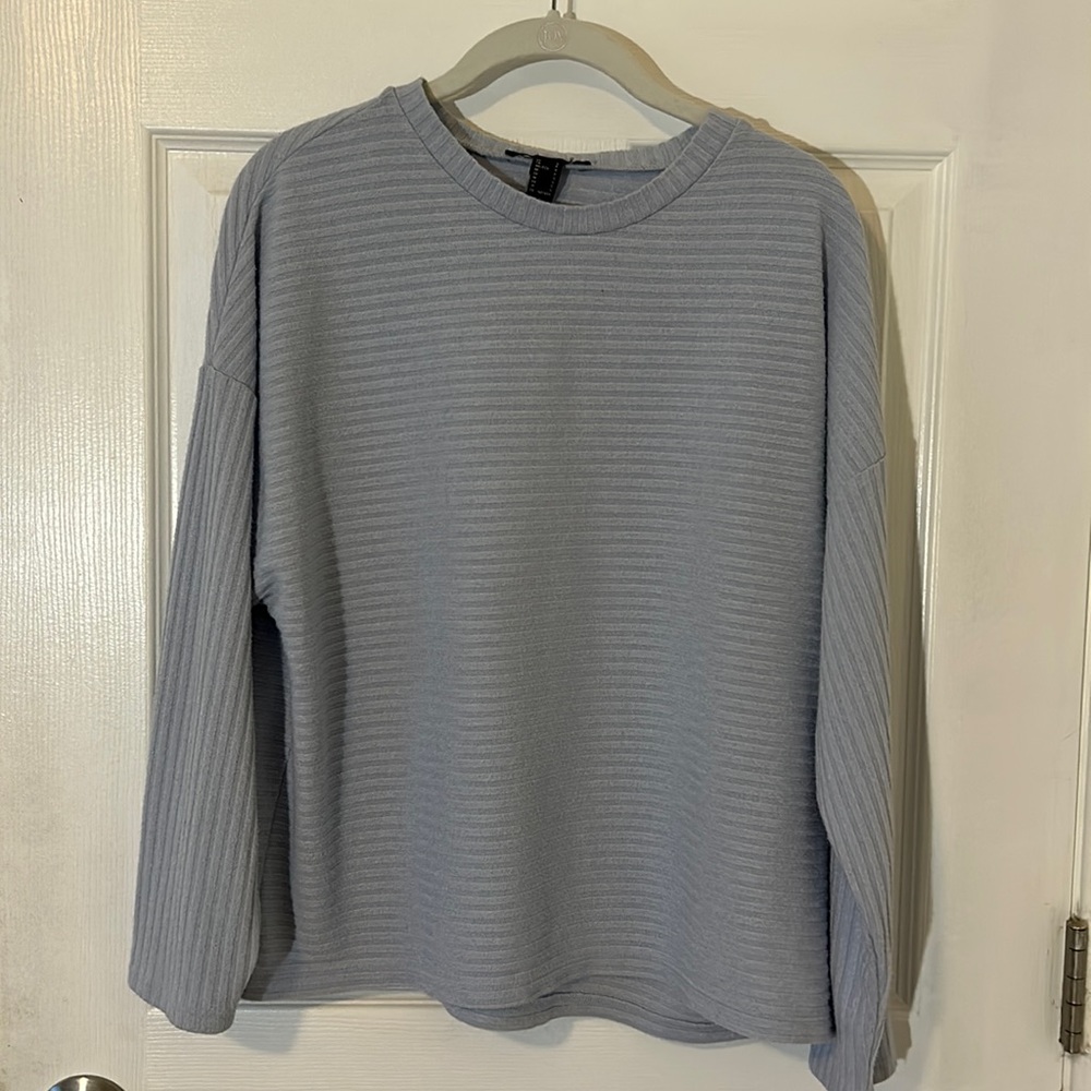 Forever 21 light blue scoop neck sweater